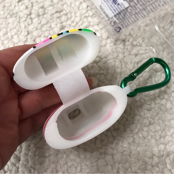 Claire’s Ramen Bowl Earbud Case Cover Silicone Compatible With Apple AirPods - Picture 5 of 7